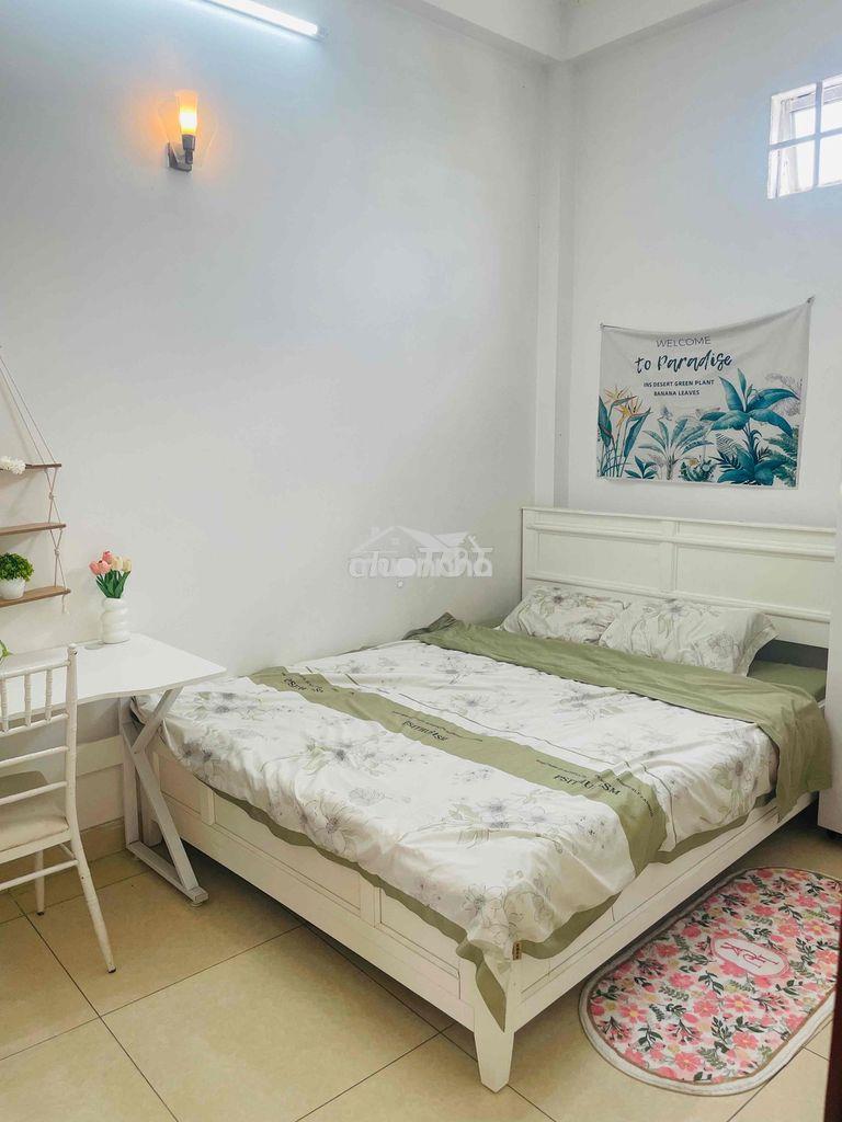 Cho thuê nữ thuê phòng 20m2 ngay đại học công nghiệp lê trọng tấn