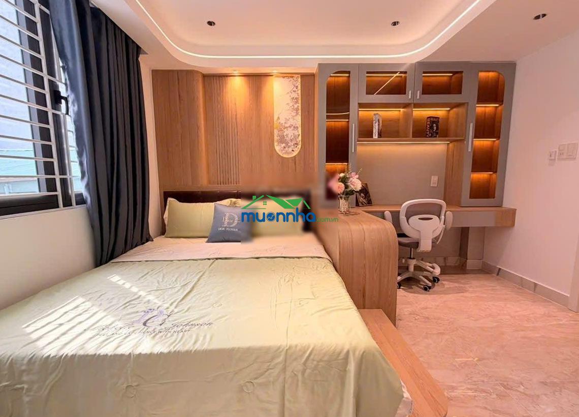 Giảm mạnh hơn 1tỷ chỉ còn hơn 8tỷ x...nhà xây mới 4x17 có thang máy đường quang trung,p8 gò vấp
