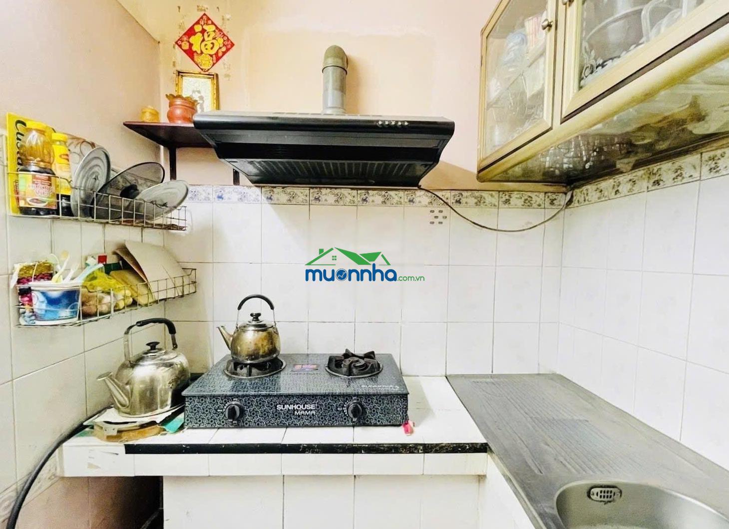 Chủ ngộp lướt cọc nhà 3 tầng q1 chỉ 4.5 tỷ vị trí: võ văn kiệt, p. cầu kho, quận 1 - 3