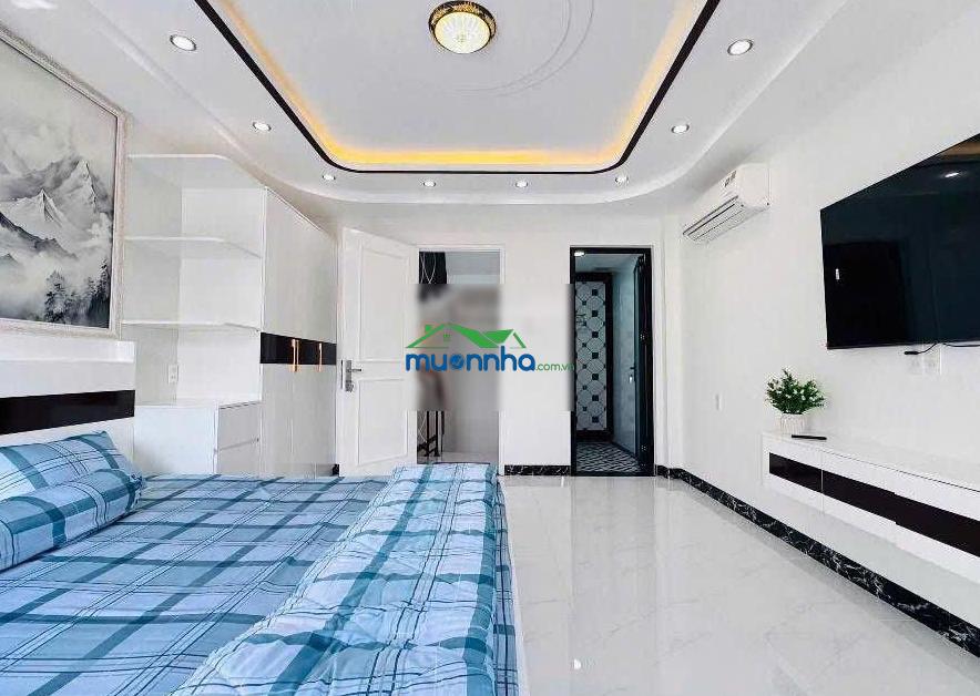 Bán nhà xây mới 5 tầng cạnh thích quảng đức - (4.1x8.5) sổ a4 - full nội thất