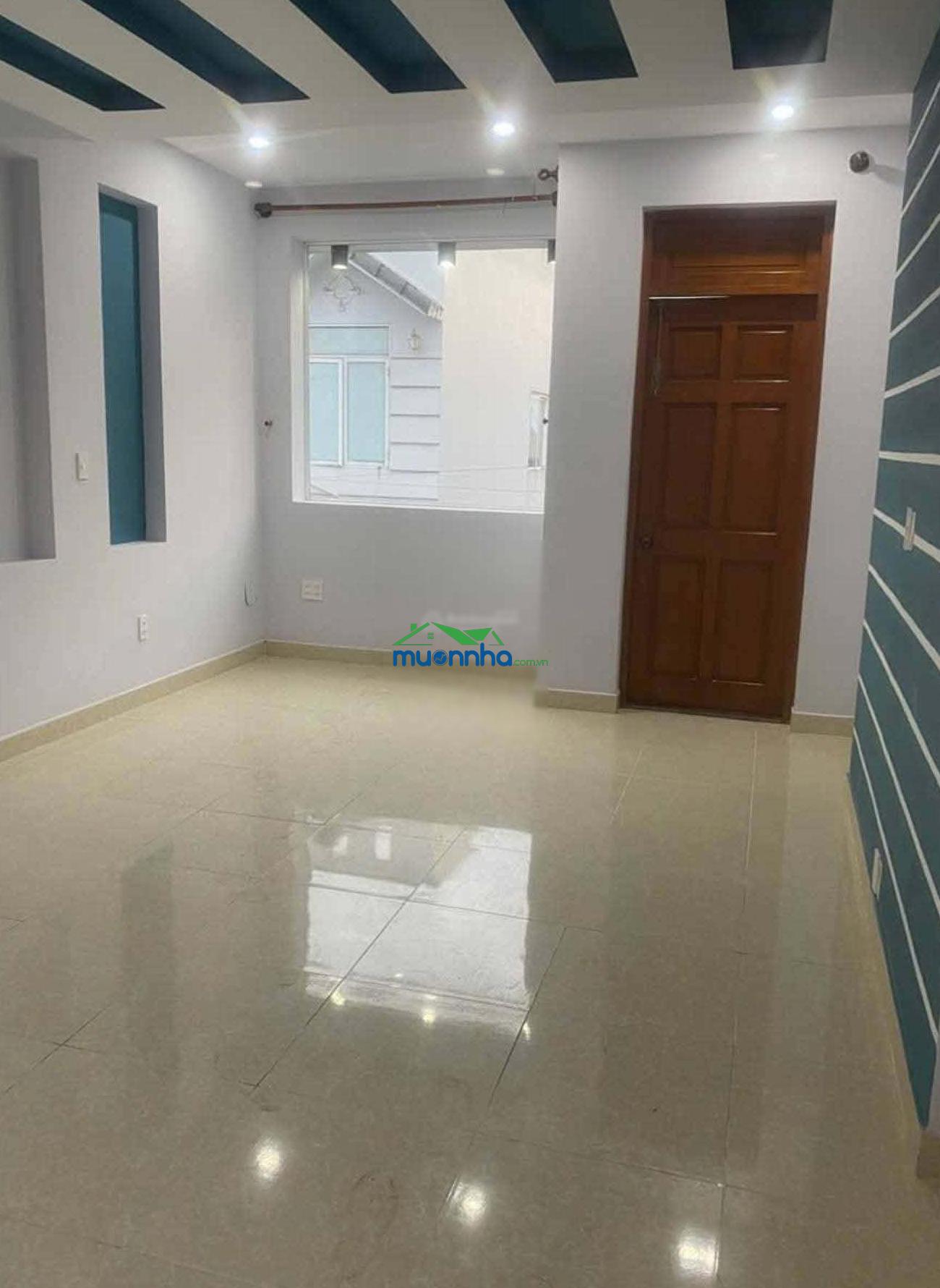 Bán nhà đường hòa bình sát đầm sen, hxh (4 2x 16 m x 2 tầng) giá: nhỉnh 5 tỷ tl