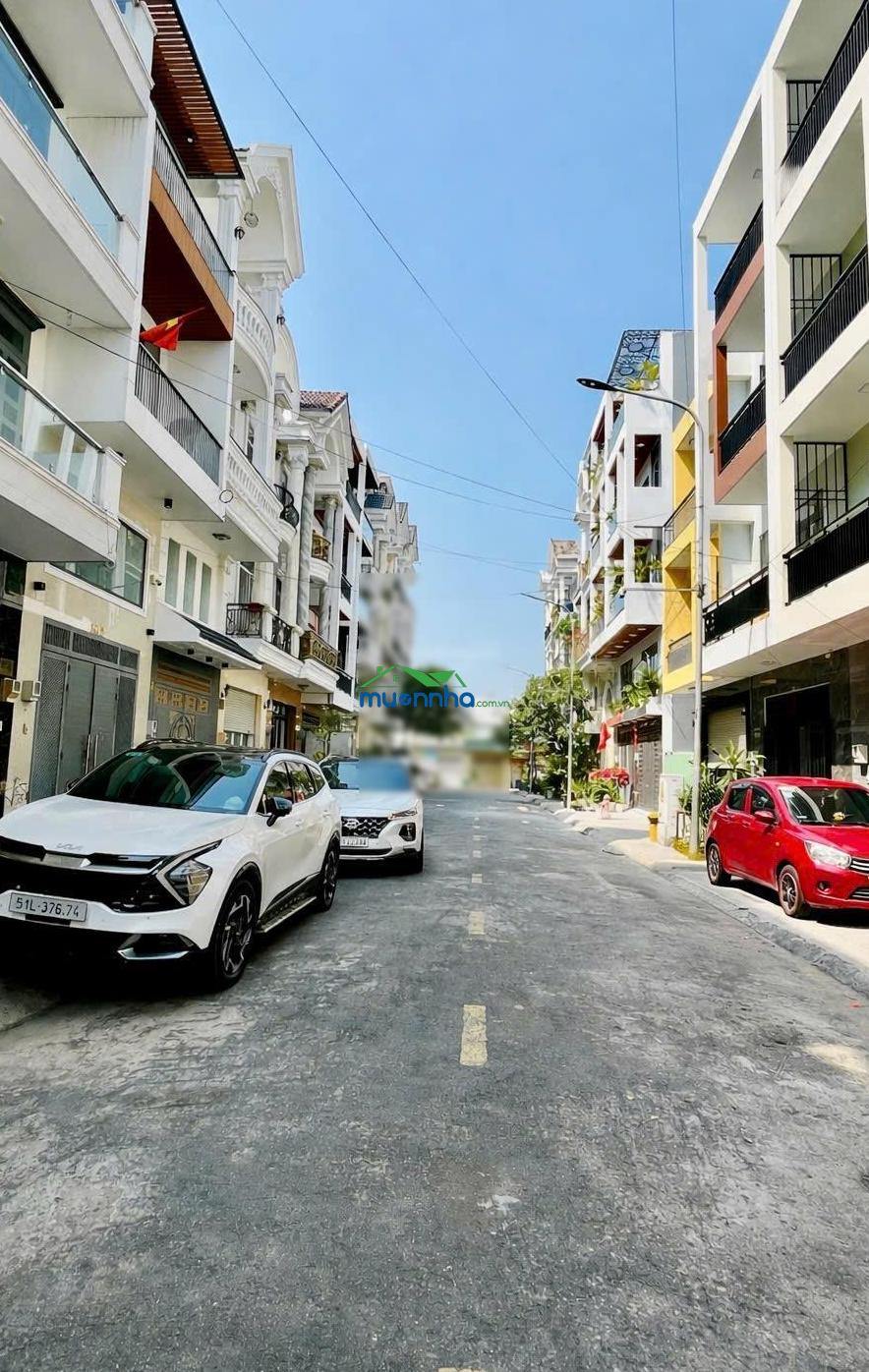 Chỉ 10 bước chân ra mặt tiền hoàng bật đạt, khu phân lô hẻm 6m, 5 tầng, 4x20. nhỉnh 9 tỷ