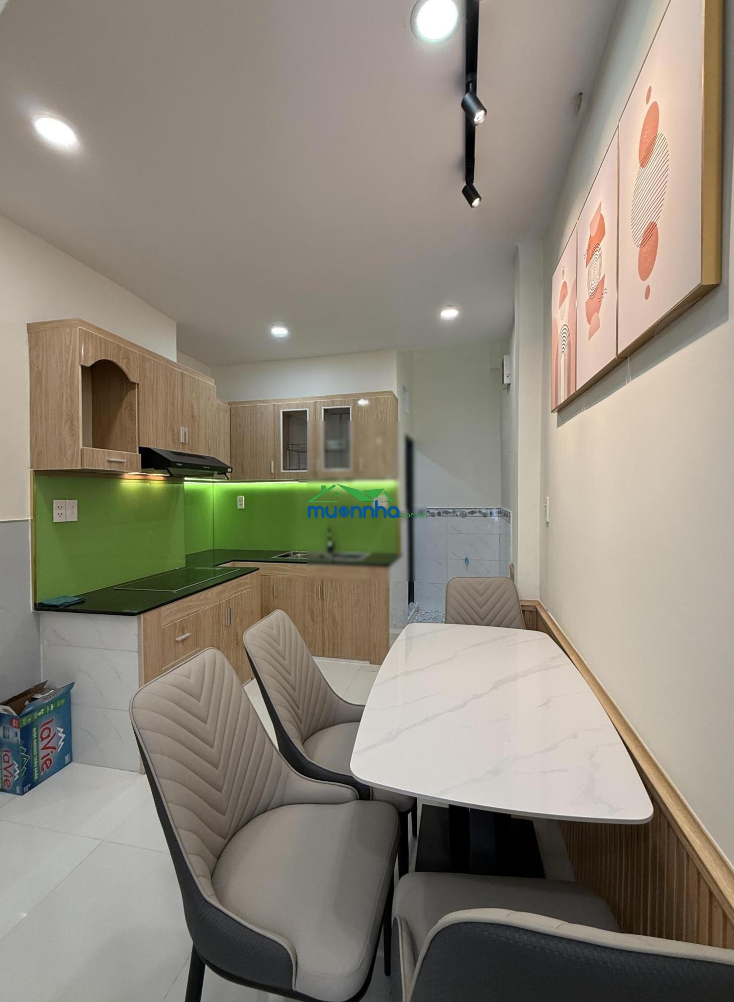 Nhà đẹp 30m² lạc long quân giáp quận 10 an ninh 4,15 tỷ tl