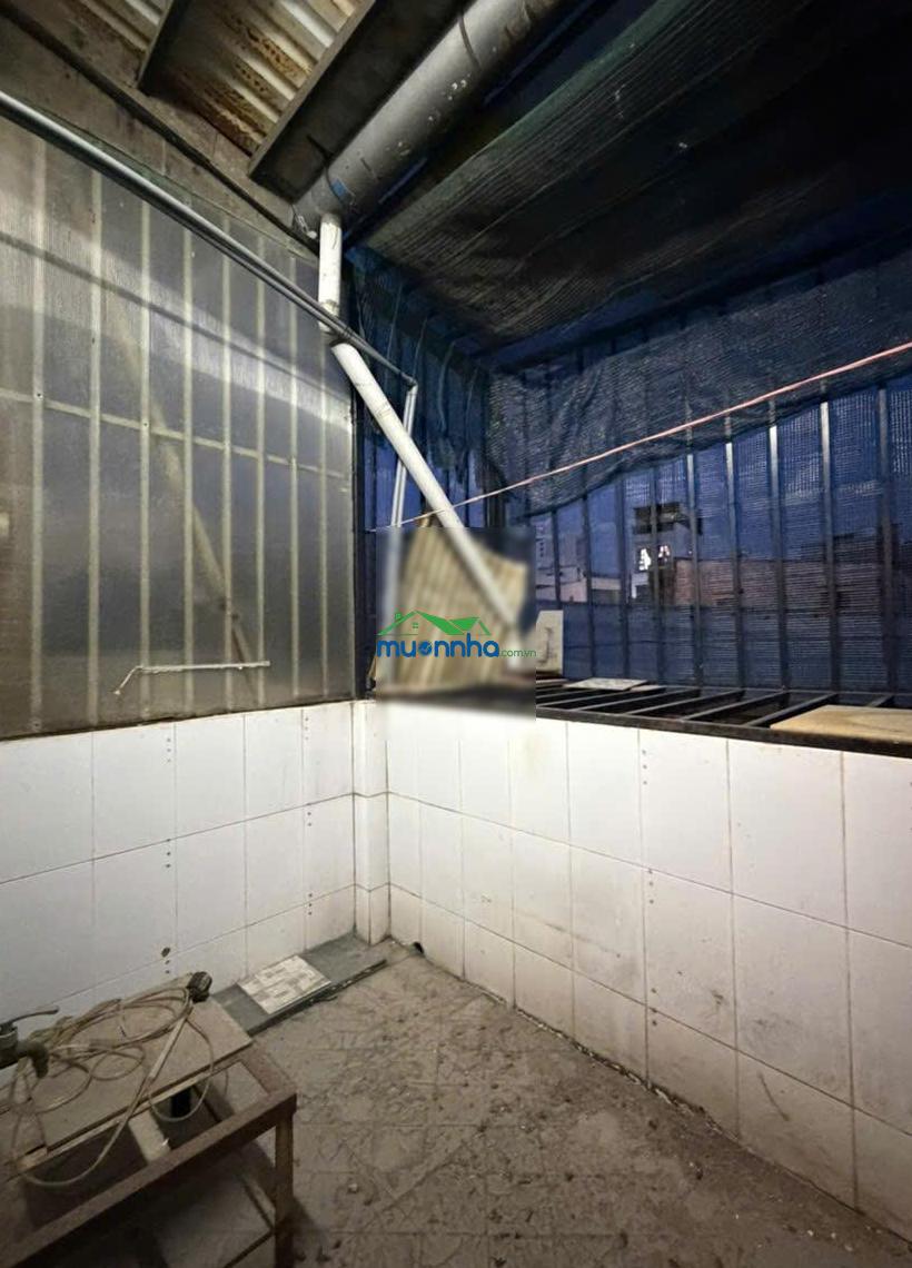Bán nhà hẻm đường bông sao p5 q8. đối diện trường cấp hoàng minh đạo, dt: 3,1x9,8m - 3