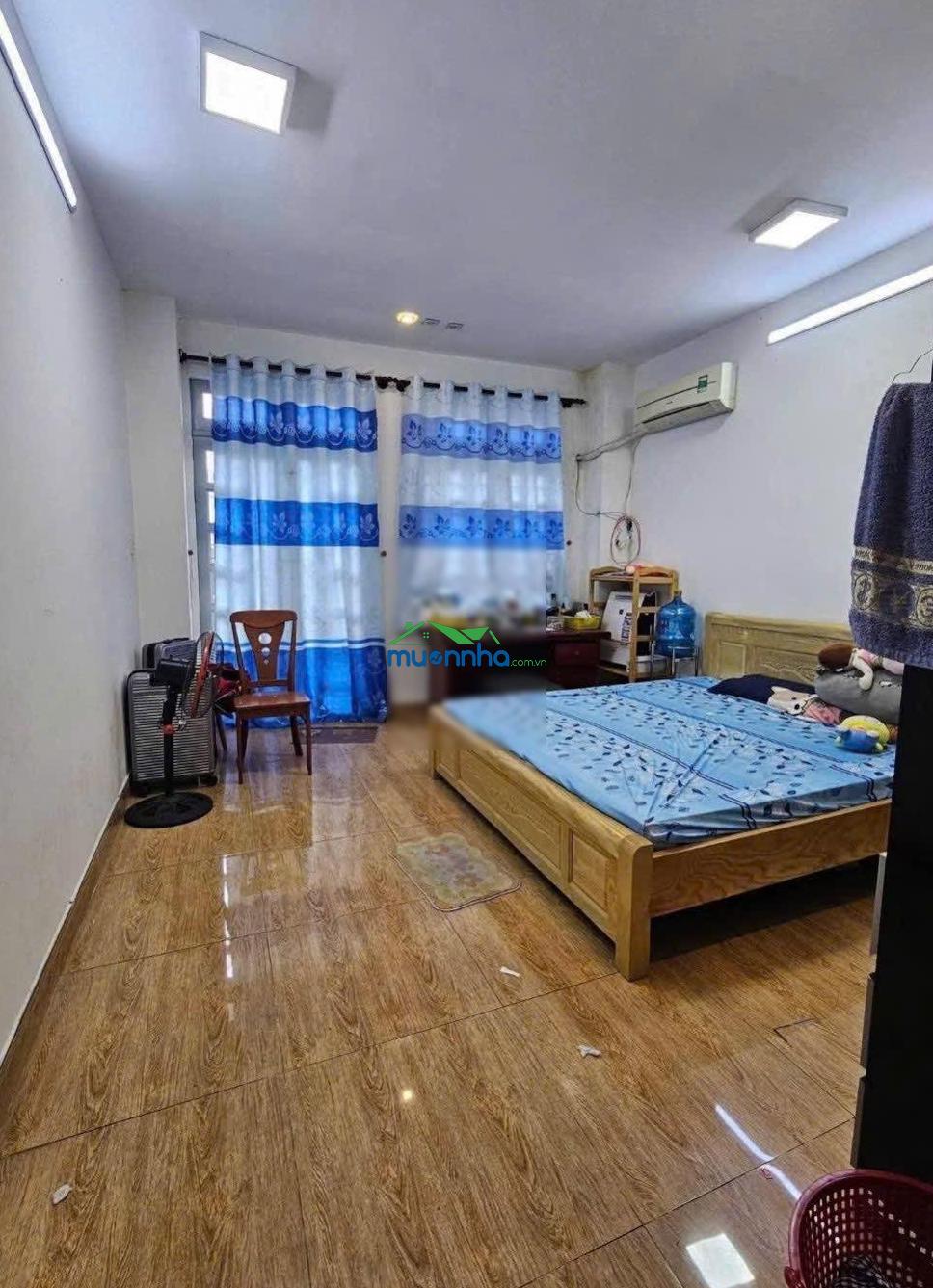 Bán nhà 60m² - hẻm ô tô - 2 tầng - 4 phòng ngủ - bán gấp giá rẻ - 4