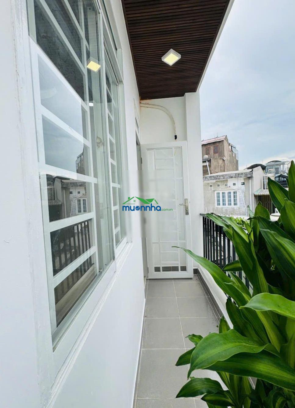 Mặt tiền thụt âu dương lân quận 8, sát q1, dt 48m2 4 tầng mới keng