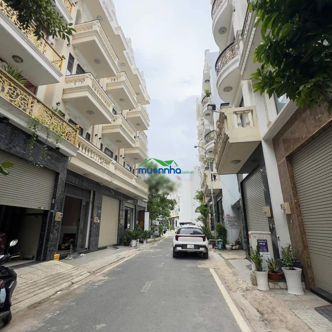 Siêu phẩm nhà phố xuất hiện ngay cv hồ trái tim của f bình tân