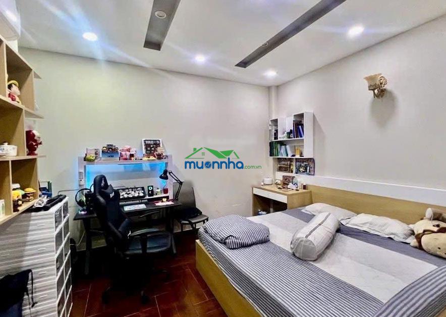 Bế văn cẩm q7, khung cột bê tông chắc nịch, 4.1x16.9m, 6 tỷ 4 - 3