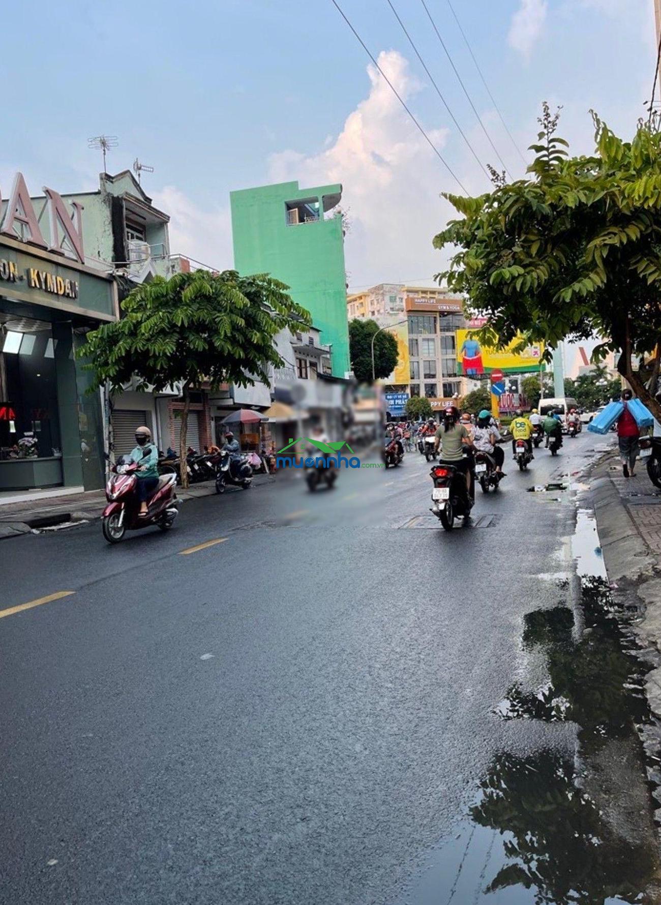 Nhà đẹp vòng xoay lê đại hành, q11 52m2 (4,1 x 12,7m), 4 tầng - 5pn -ôtô vào nhà - chỉ hơn 8 tỷ tl - 3