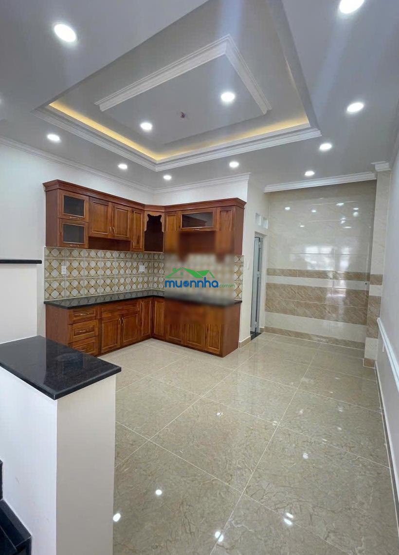 Nhà mặt tiền đường số 8 chợ bình triệu. đối diện đh luật và giga mall