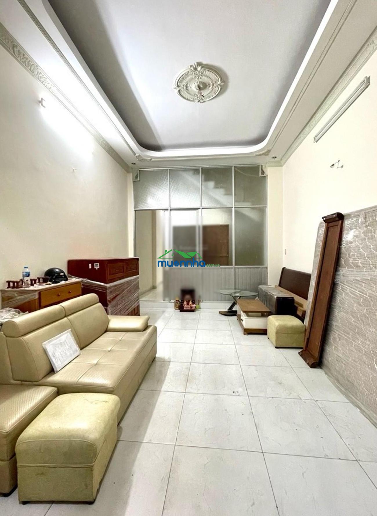 Gấp bán nhà 4x20m 3 tầng 80m2 gần highland lê quang định