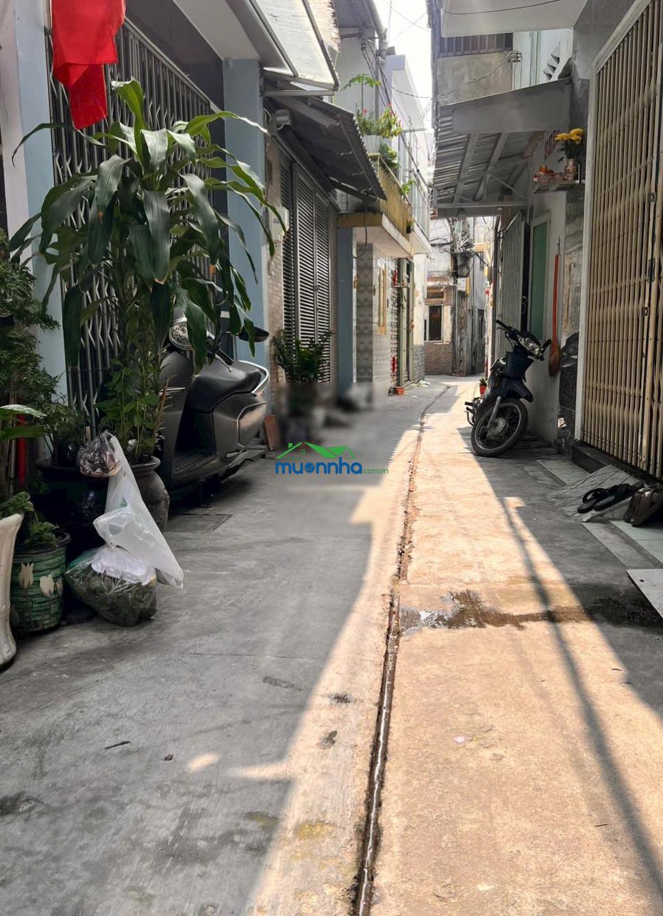 Nhà bán đường phú thọ hoà quận tân phú 4,05 x 8m nở hậu 4,25 trệt, lửng - 2pn/ sổ hồng riêng - 4