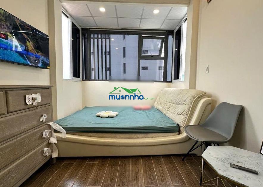 6 tỷ 980 - nguyễn thị thập - chdv 4 tầng 8 phòng - thang máy - dòng tiền 40 tr/tháng