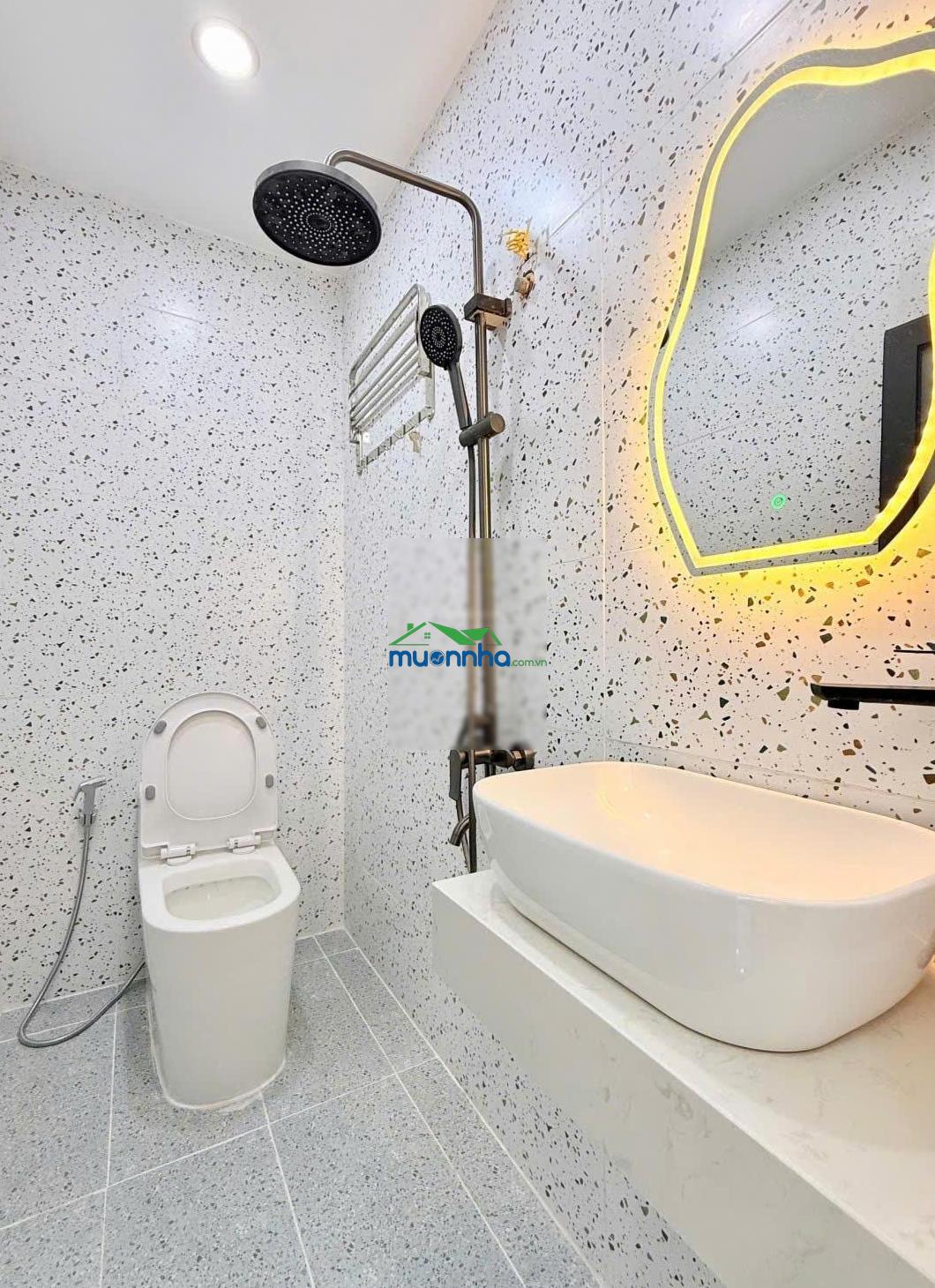 Nhà mới đẹp bình thạnh - sát mt phan văn trị - hẻm trước nhà 6m - 3pn 2wc - chỉ 6.39 tỷ - 4