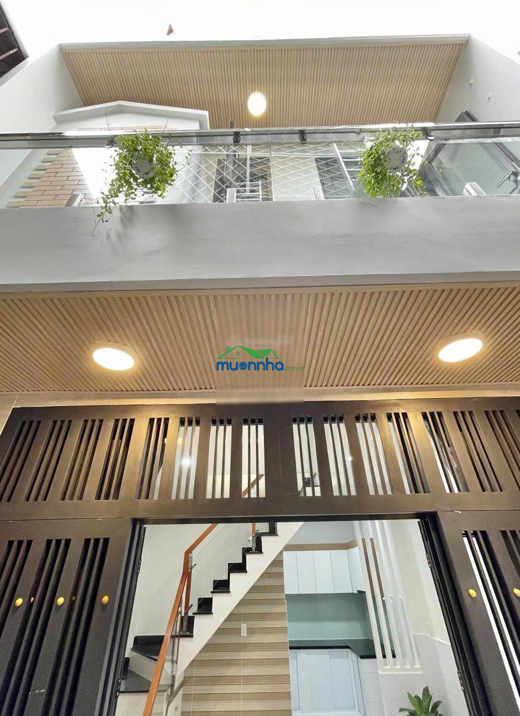 Nhà mới đẹp bình thạnh - ngay học viện cán bộ - hẻm 1 trục sát mt - 2 tầng 2pn 3wc - chỉ 4.779
