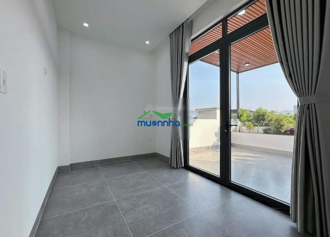 Chính chủ bán gấp nhà 1trệt 2lầu(5x20m), gần bến xe quận8 - tặng full nội thất, sổ riêng