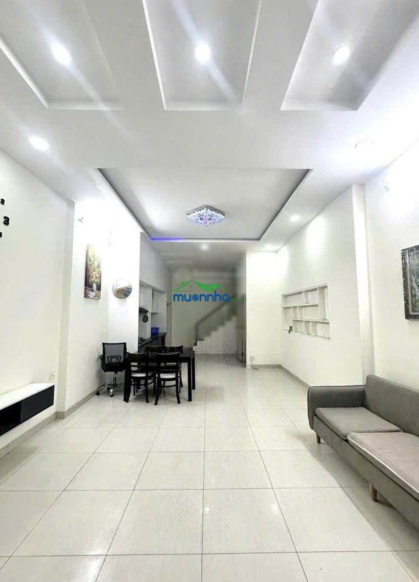 Chính chủ - bán nhà 3 tầng - đường ô tô - khu dân trí - sạch đẹp - giáp kdc hồng long - hbp