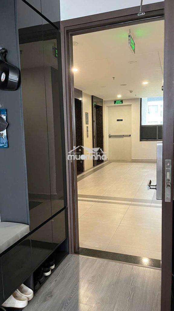 Cho thuê chung cư dt 65m2 có 2pn,2wc. mới tinh, full nội thất
