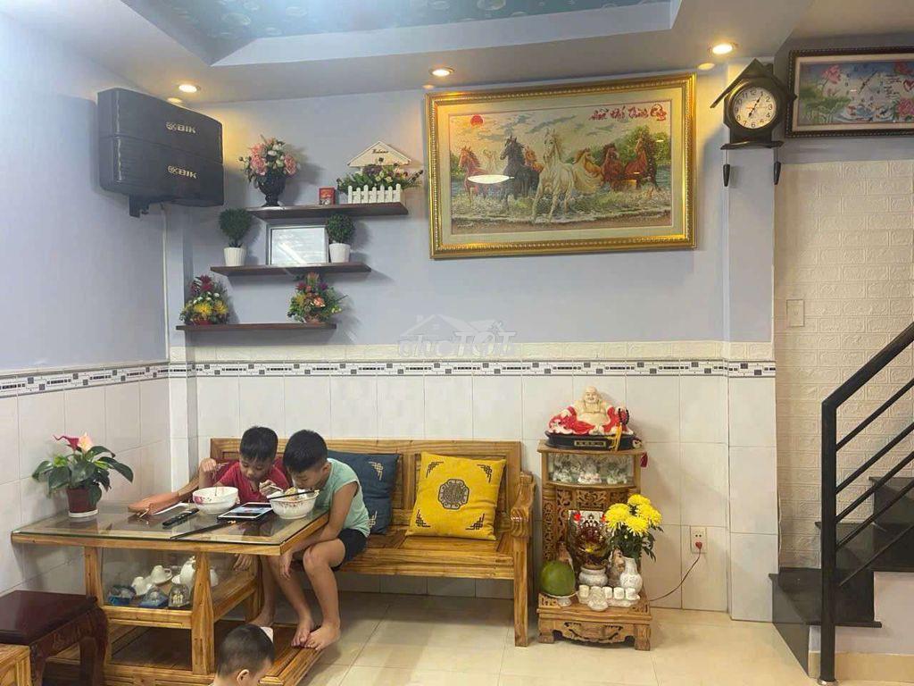 Chính chủ - đ/c 332/10 gò dầu - 1 lầu -1pn- full nt- giá tốt - 4
