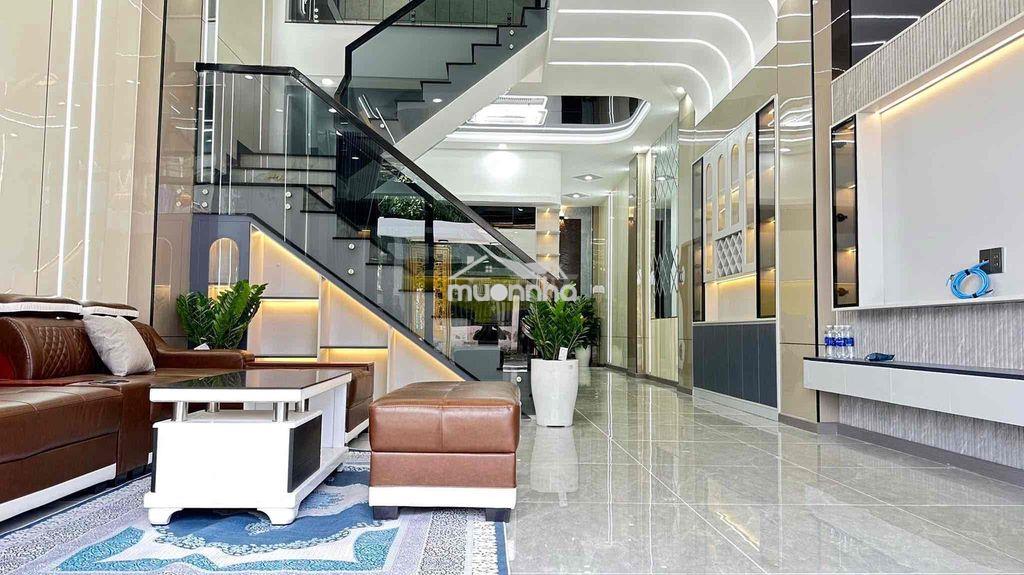 Nhà 2 lầu kế chợ dĩ an 100m2 nội thất cao cấp nhà chính chủ - 3