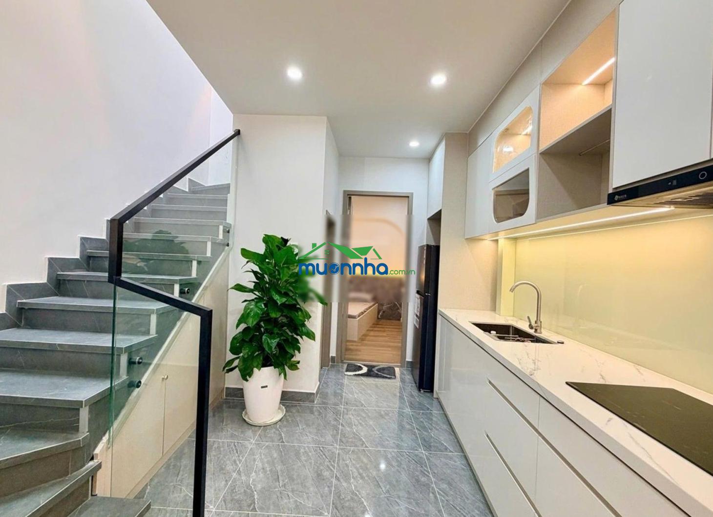 Hot giáp q1 sát mặt tiền đường nguyễn công trứ thông ngô tất tố 50m2_2t_3 ngủ,sân để xe chỉ 6.x tỉ