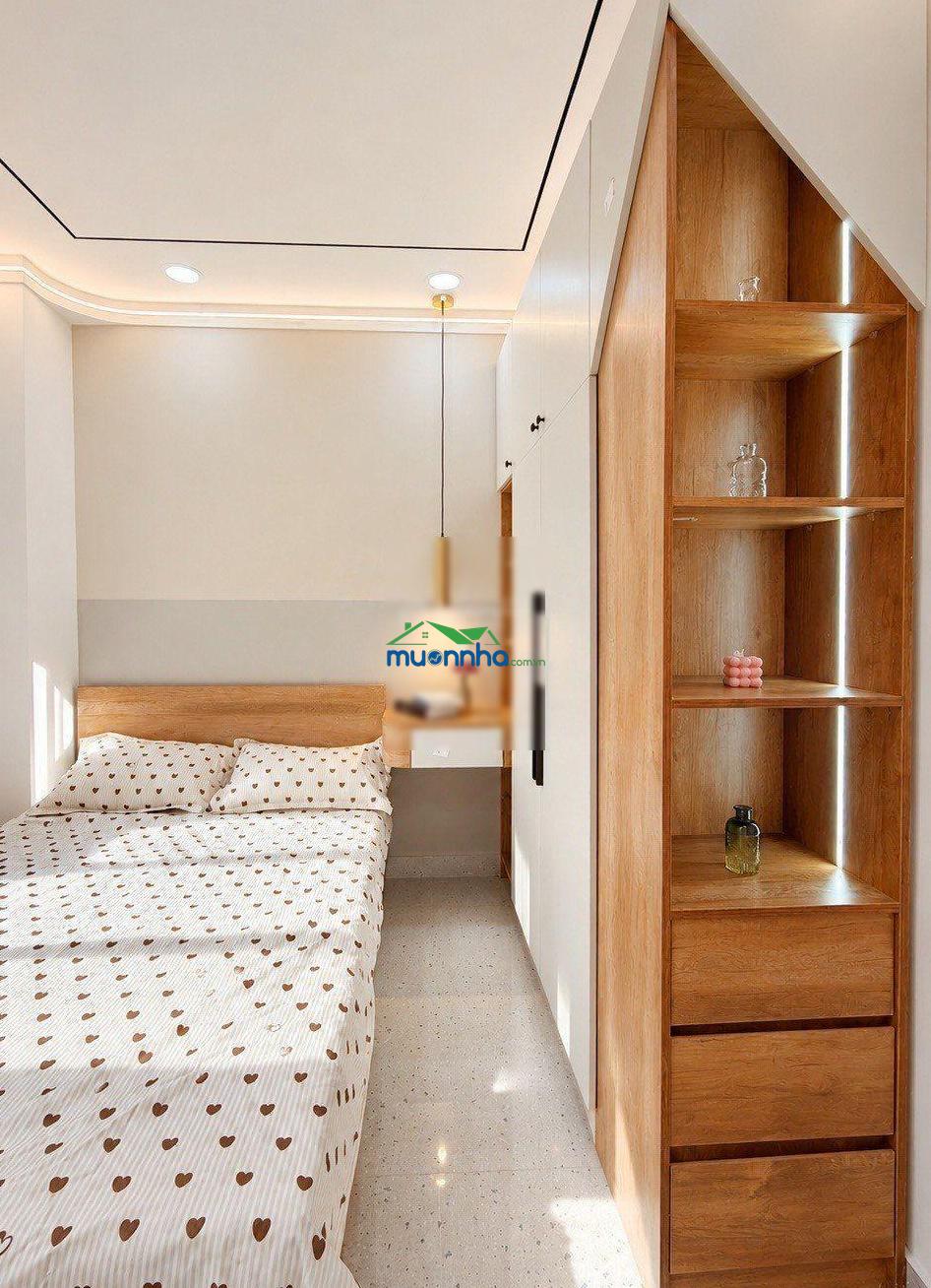 Sư vạn hạnh - hẻm ôtô quay đầu - 140triệu/m2 - 4 tầng - 4 phòng ngủ - 3