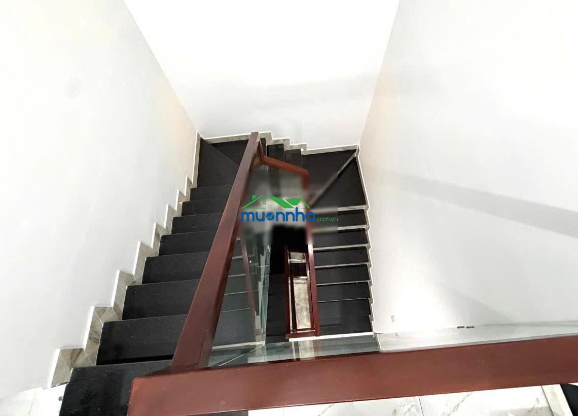 Nhà 4 tầng btct 60m2, 5pn có phòng ngủ tầng trệt. hẻm xe hơi thông trần thị năm. trung mỹ tây, q12. - 3