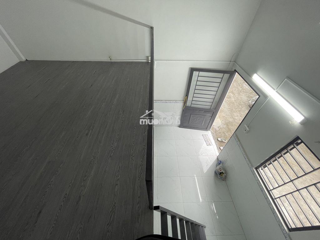 Phòng gác cao - 27m2 ngay 359 đỗ xuân hợp - máy lạnh ngay kỹ nghệ ii - 3