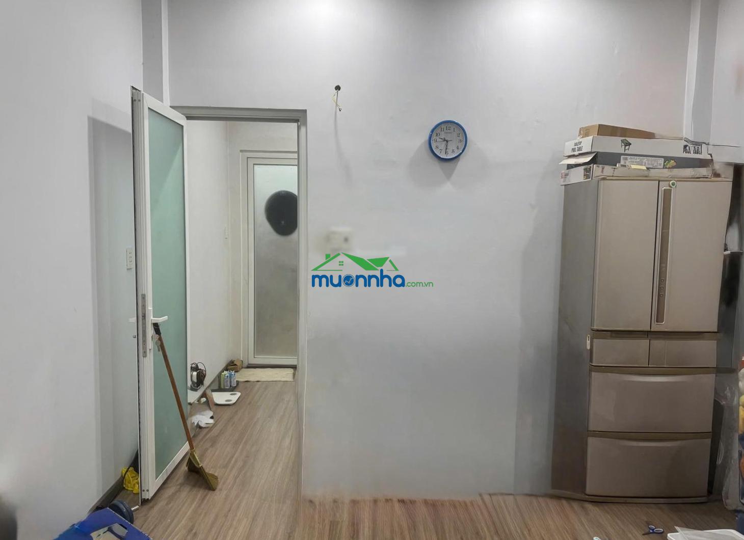 Chủ cần bán gấp nhà hẻm bà hom, dt: 3.76 x 12.2m nở hậu 6.5m. trệt 1 lầu đúc thật. giá: 5.1 tỷ - 3