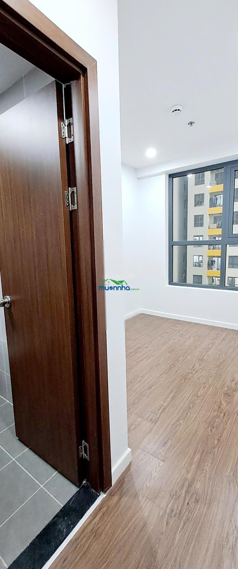 Chỉ còn 1 căn tầng 9 view hồ bơi & landmark 81 - 2pn2wc bcons city - ưu đãi 6 tháng chỉ 5,5tr/th - 2