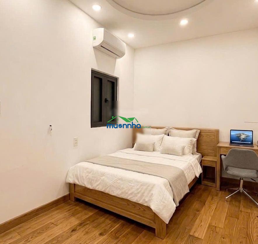 Đường 8m - xe hơi đậu cửa cả ngày. nhà 3 tầng ngay dương quảng hàm - bán gấp - 3