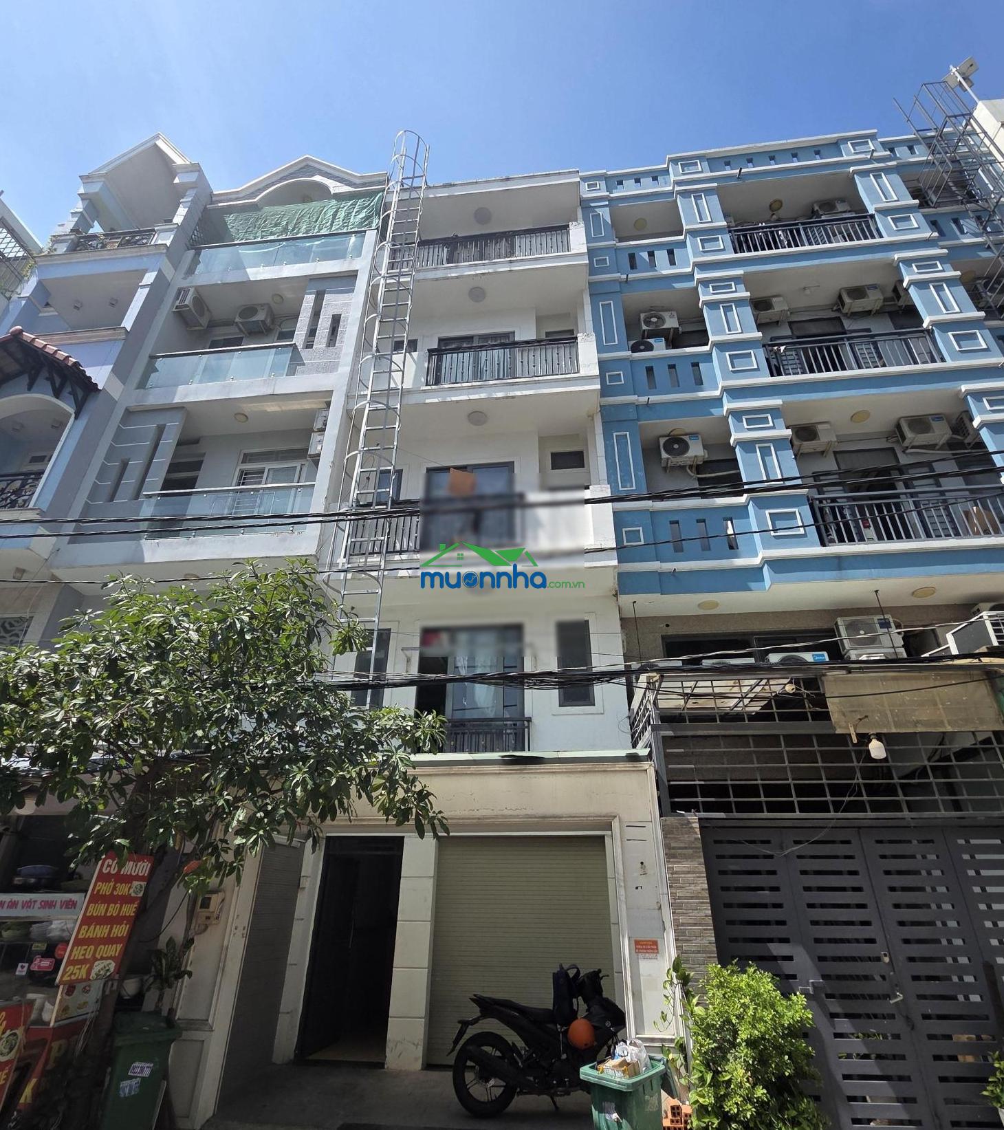 Bán nhà, 1 trệt 3 lầu, chdv, 15 phòng, doanh thu 50 + tr/tháng. cách đại học văn lang 100met