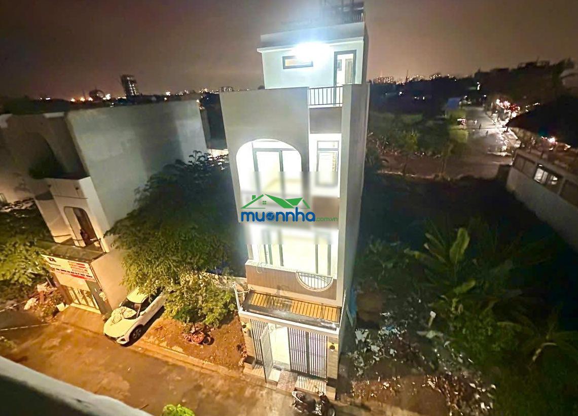 Chủ đi nước ngoài bán gấp nhà 4 tầng có sân thượng, đường nguyễn duy trinh gần chợ/ giá nhỉnh 5 tỷ