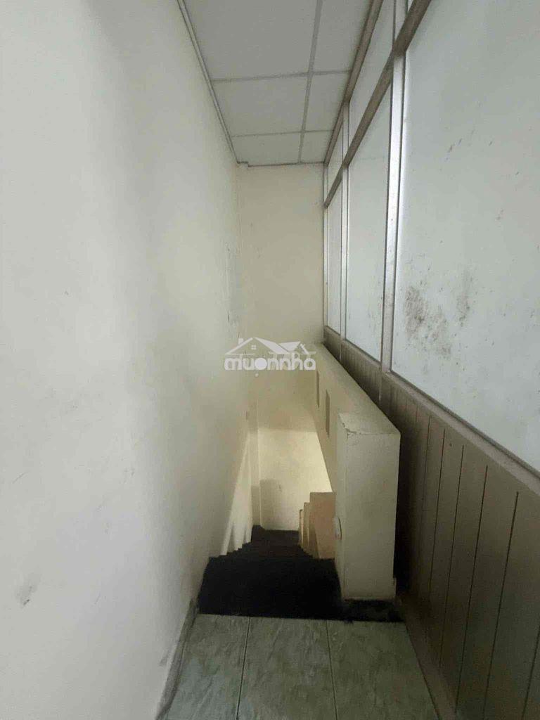 Bán căn nhà hẻn 30 lâm văn bền quận 7 giá 2 tỷ680 - 4