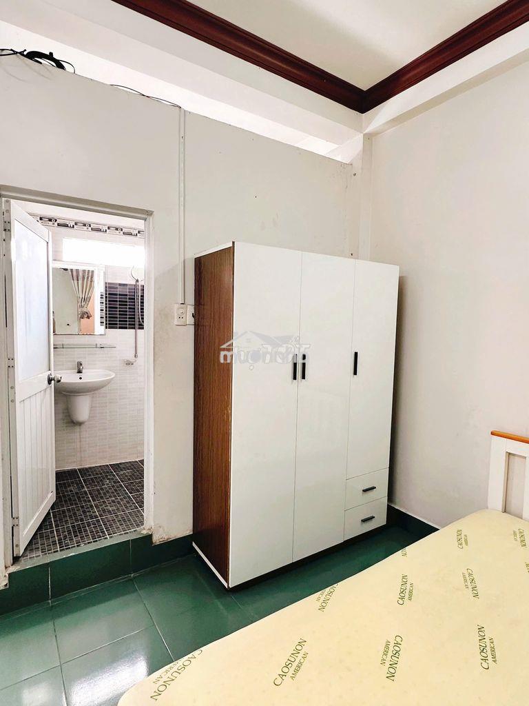 Cho thuê căn full nội thất - mặt tiền trường sa - 3