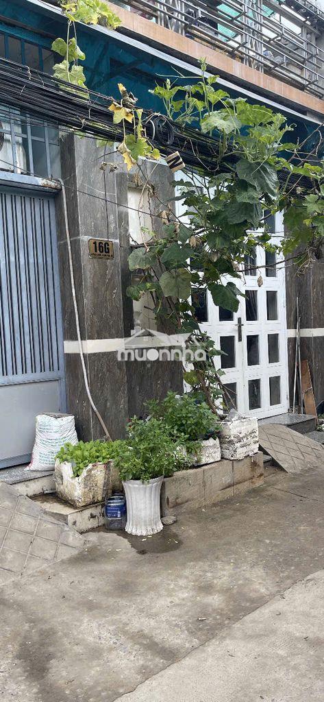 Phòng đầy đủ nội thất chỉ việc mang va li vào ở