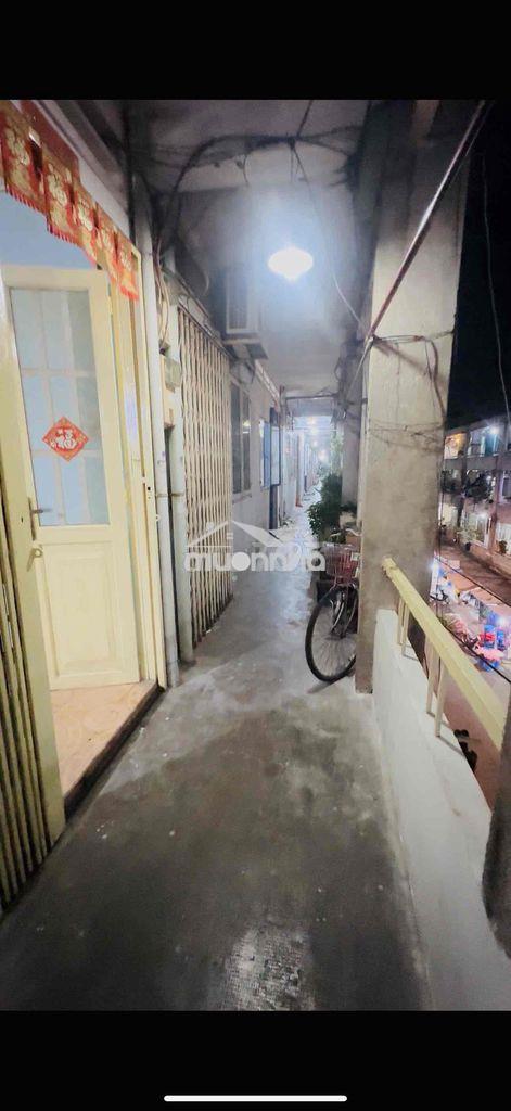 Chung cư lạc long quân (chợ hoa đầm sen) p5 q11