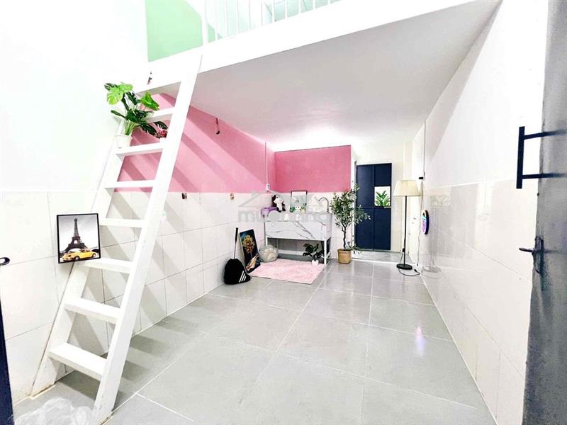 Dãy trọ trệt dẫn xe vào nhà - săen máy lạnh - giá rẻ