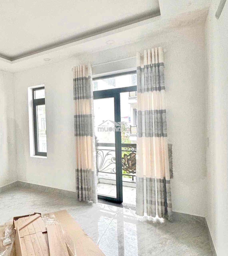 Nhà phố hxh 1/ lê đức thọ 4pn 5wc xe hơi vào nhà 19tr - 3