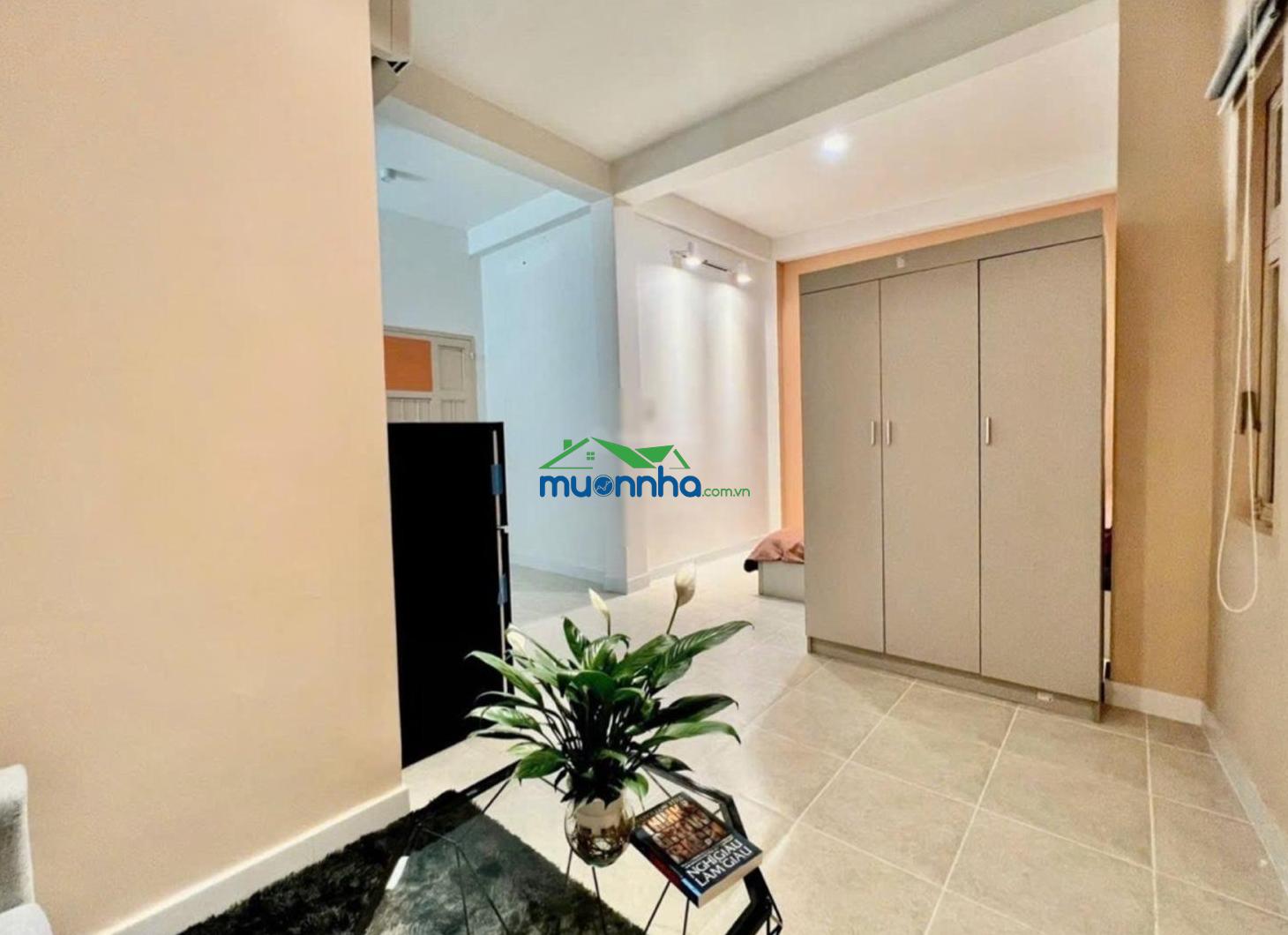 Siêu phẩm tôn đản q4 chỉ 4.25 tỷ, nhà phố 5 tầng có hầm để xe, shr hoàn công, dòng tiền 20tr/tháng