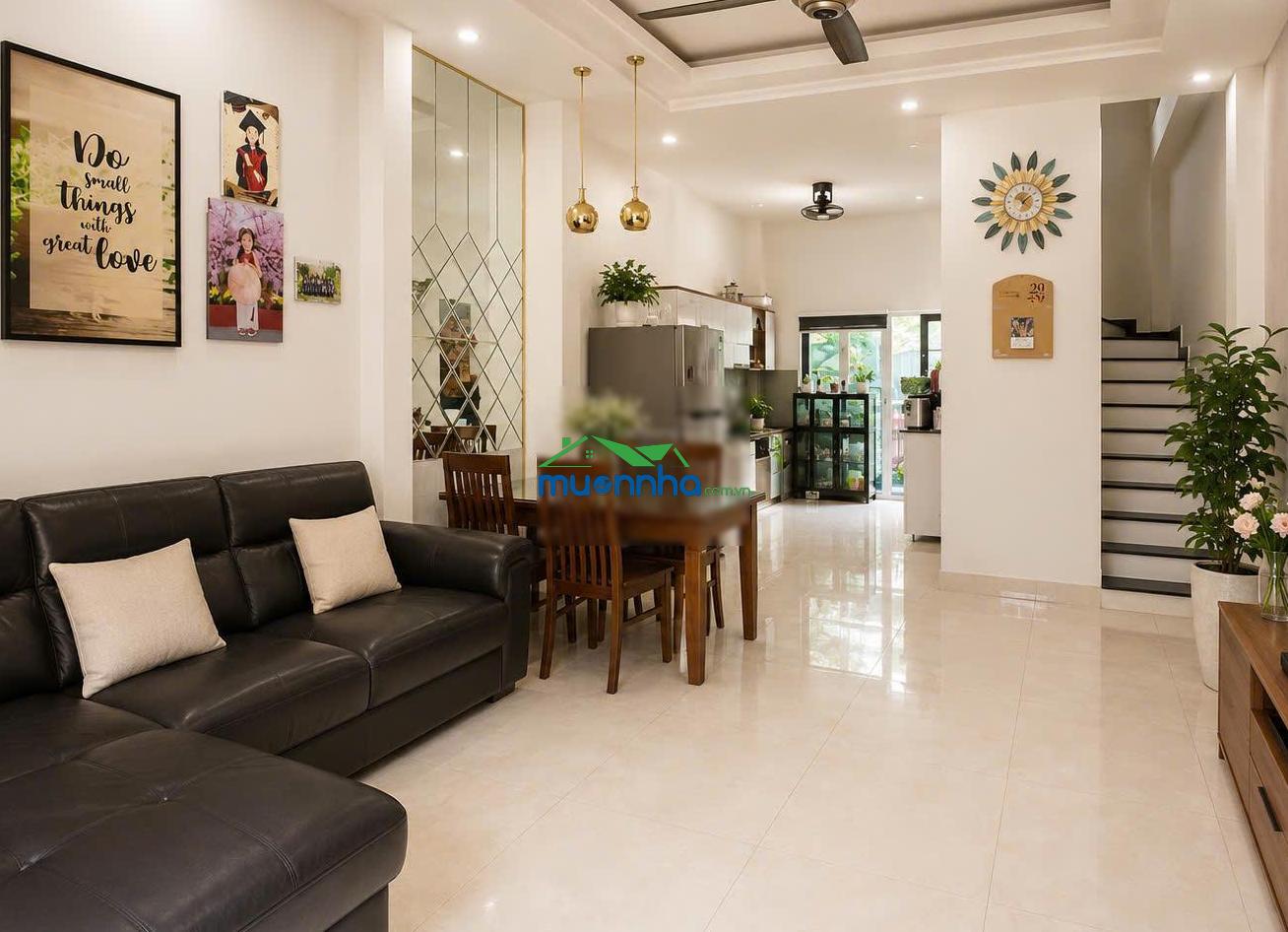 Nhà 3 tầng - ngang 5m - sát lê văn việt - 4pn - 57m² - 5.65 tỷ - ô tô đậu cửa - 3