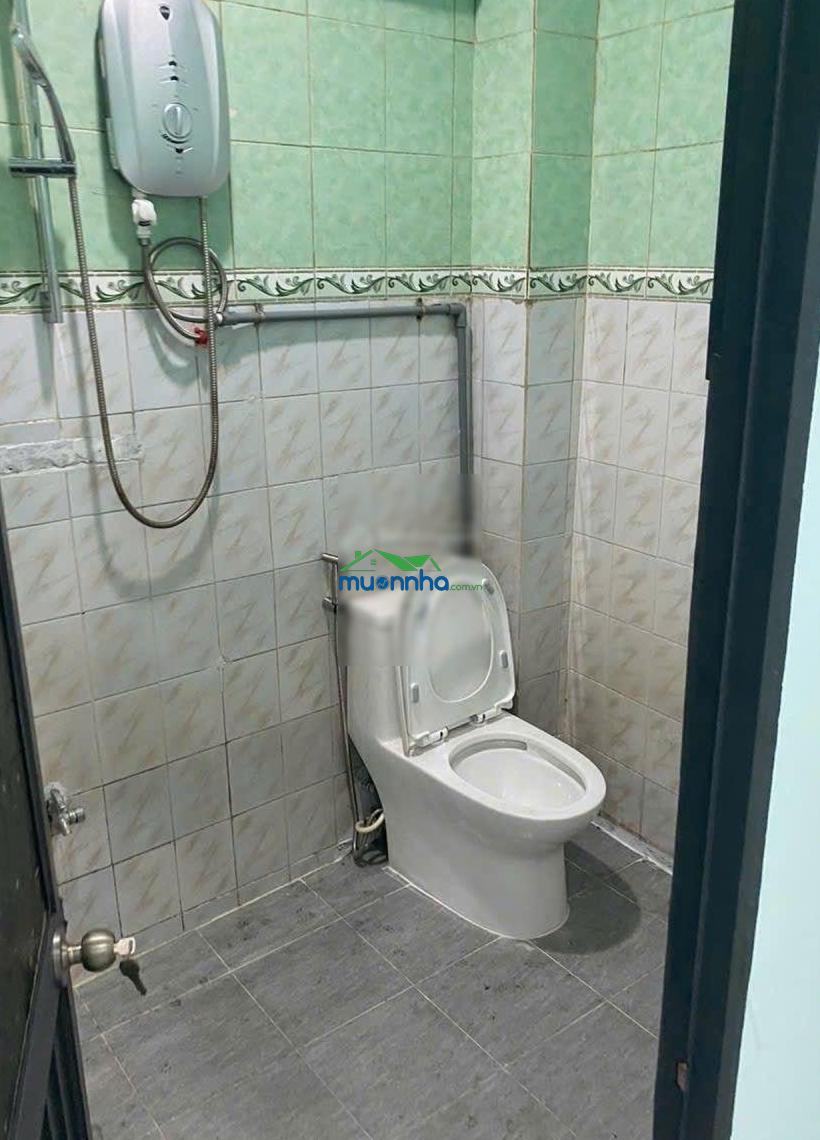 Quận 1, nguyễn cư trinh, dt: 39m2 (4,2x9,4m) giá: 7,9tỷ, 2pn2wc,thuê 15tr/tháng -lh: vân 0388 515 ***