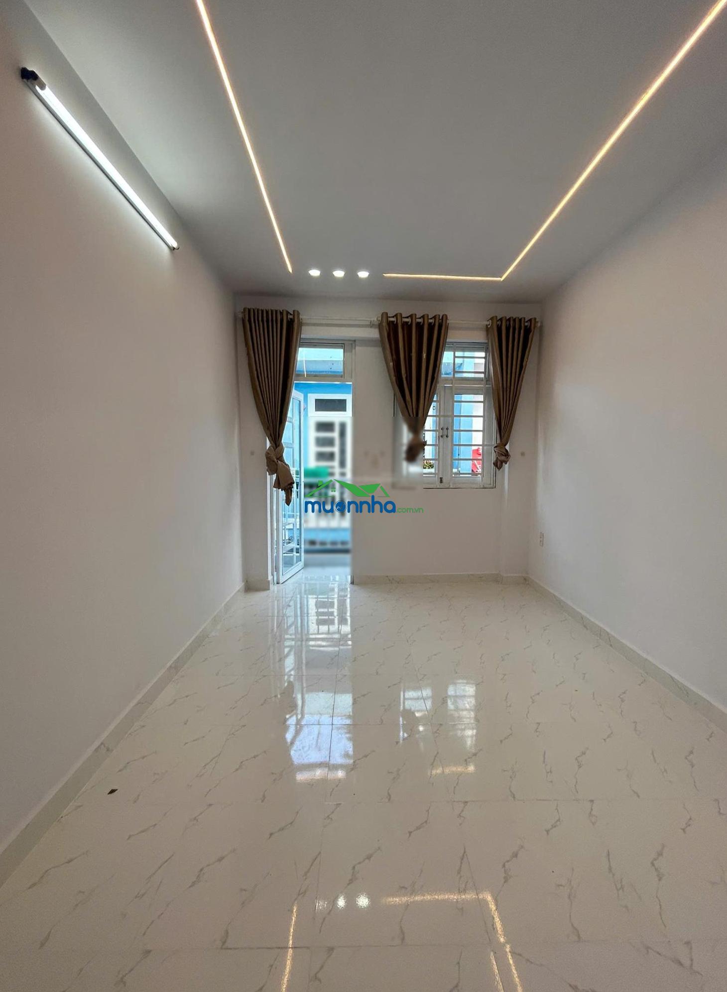 Nhà kiên cố chính chủ 1 trệt 1 lầu - giá chốt 600 triệu - 2