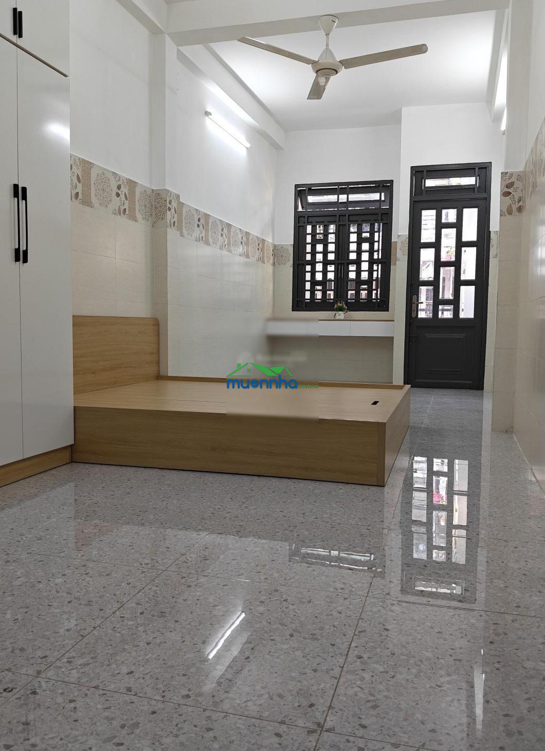 Khách trả giá là chốt, 4 tầng - 5,5 tỷ, ni sư huỳnh liên - 3