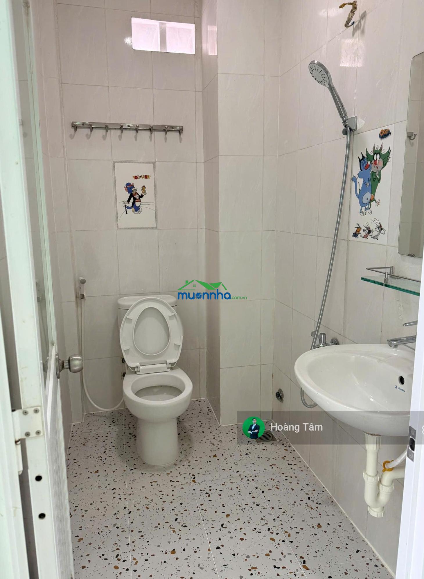 Hạ giá bán gấp nhà 5 tầng đường văn thân, quận 6, dt: 3.6x11.5m. giá còn nhỉnh 5 tỷ