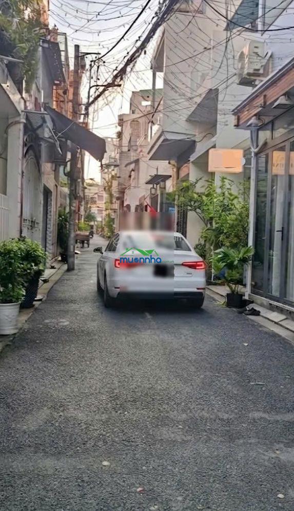 Giá gấp - nhà 2 tầng x 46,8m² - xe hơi đậu cửa ra đường nguyễn văn đậu, q. bình thạnh - 2
