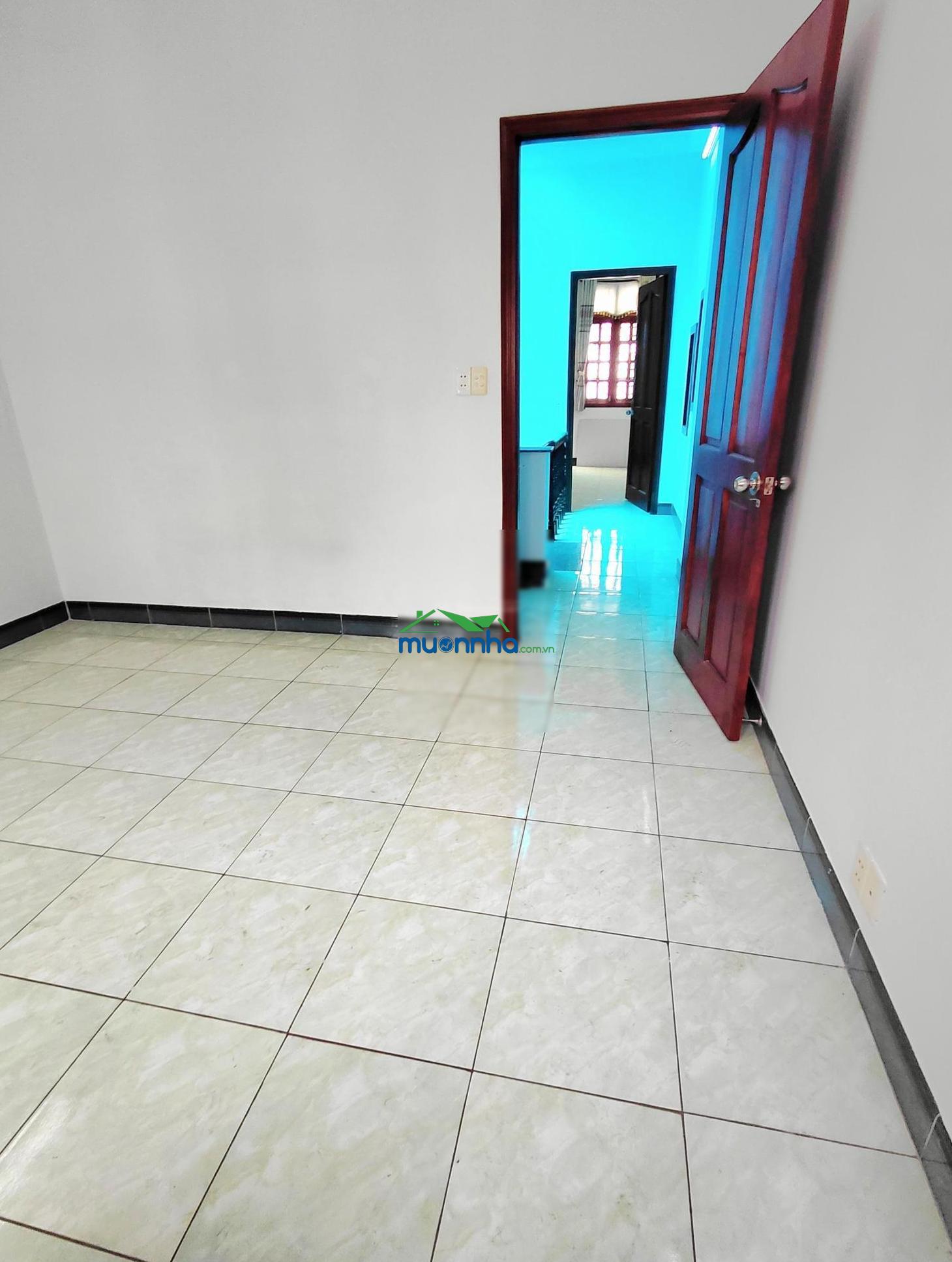 Nhà 3 tầng đúc btct kiên cố_xe hơi ngủ trong nhà_vài bước ra huỳnh thị hai _gần tô ký quận12 - 2