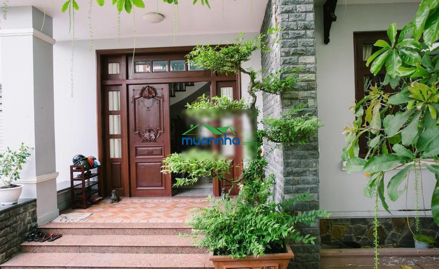 Bán gấp biệt thự khan hiếm đường lê văn sỹ - quận 3 dt 13,2 x 25m, giá bán 227 triệu/m2