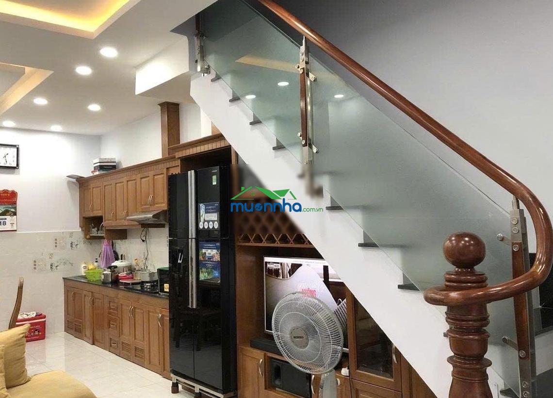 Chủ xuất ngoại để lại full nội thất! bán nhà phạm văn đồng (4x13m), 3 tầng 4pn. hxh - sát mặt tiền - 3