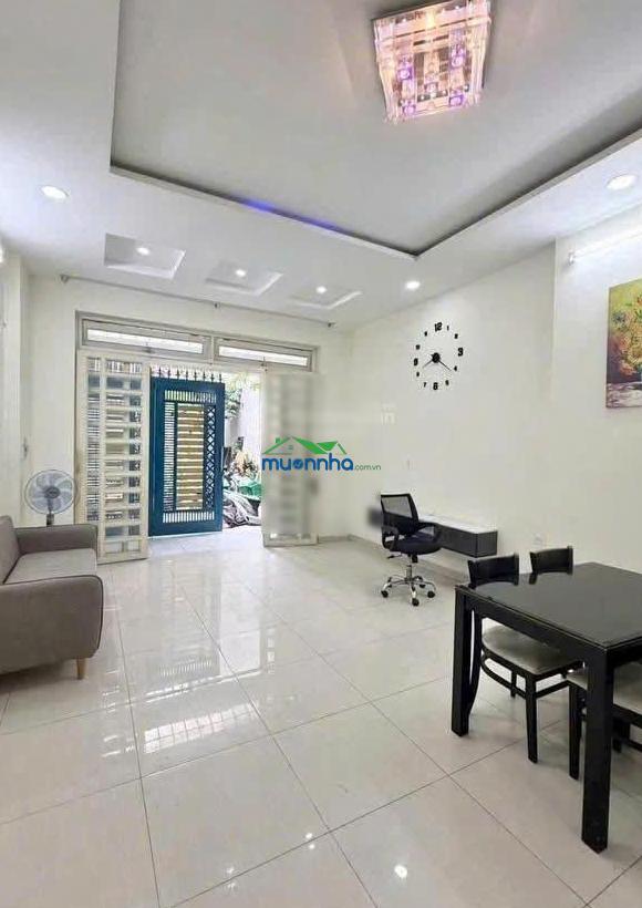 Nhà 1 trệt 2 lầu, khu dân cư hồng long, ql13, giá 6,6 tỷ.